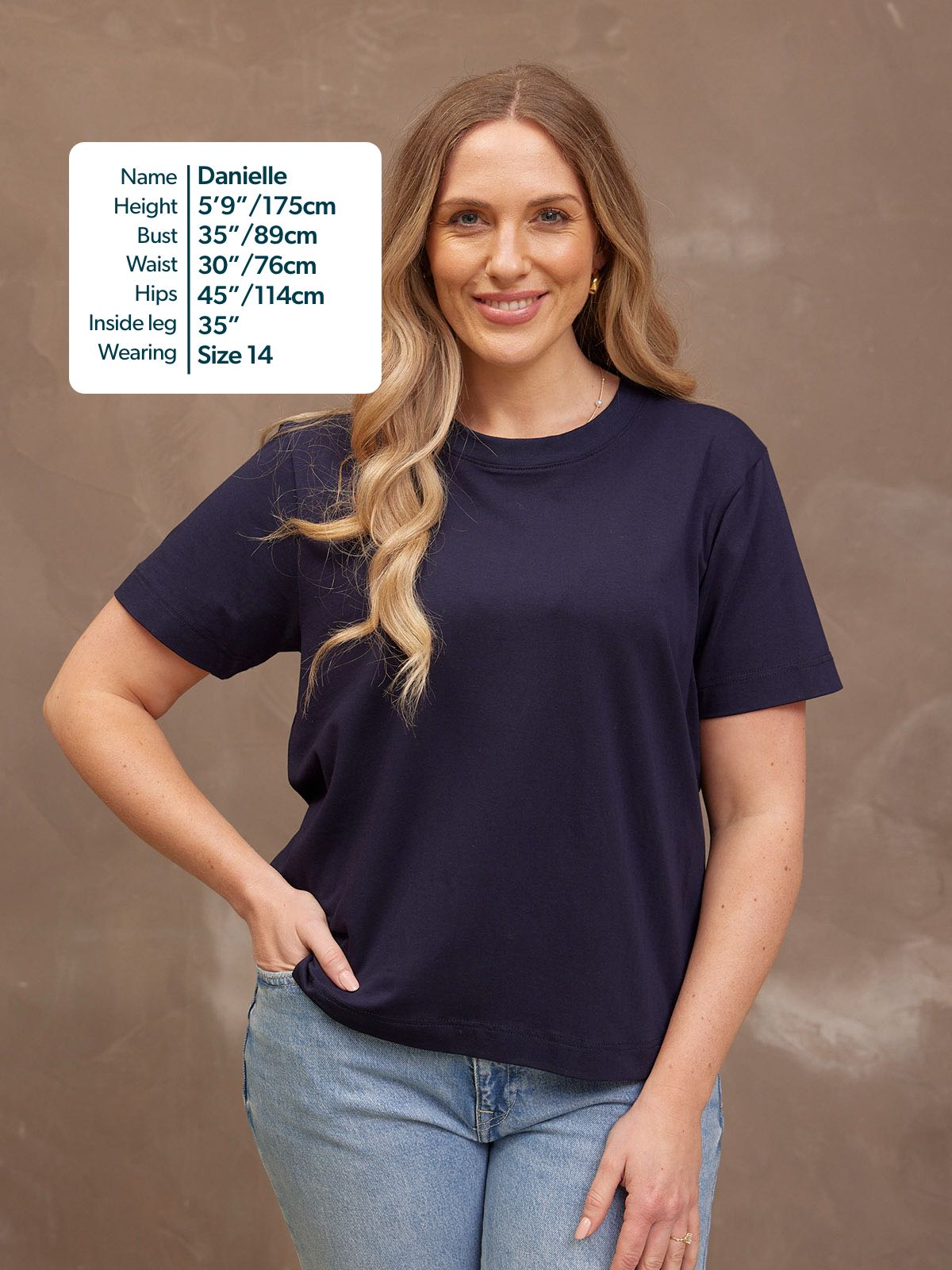Adele Relaxed Tee - Navy