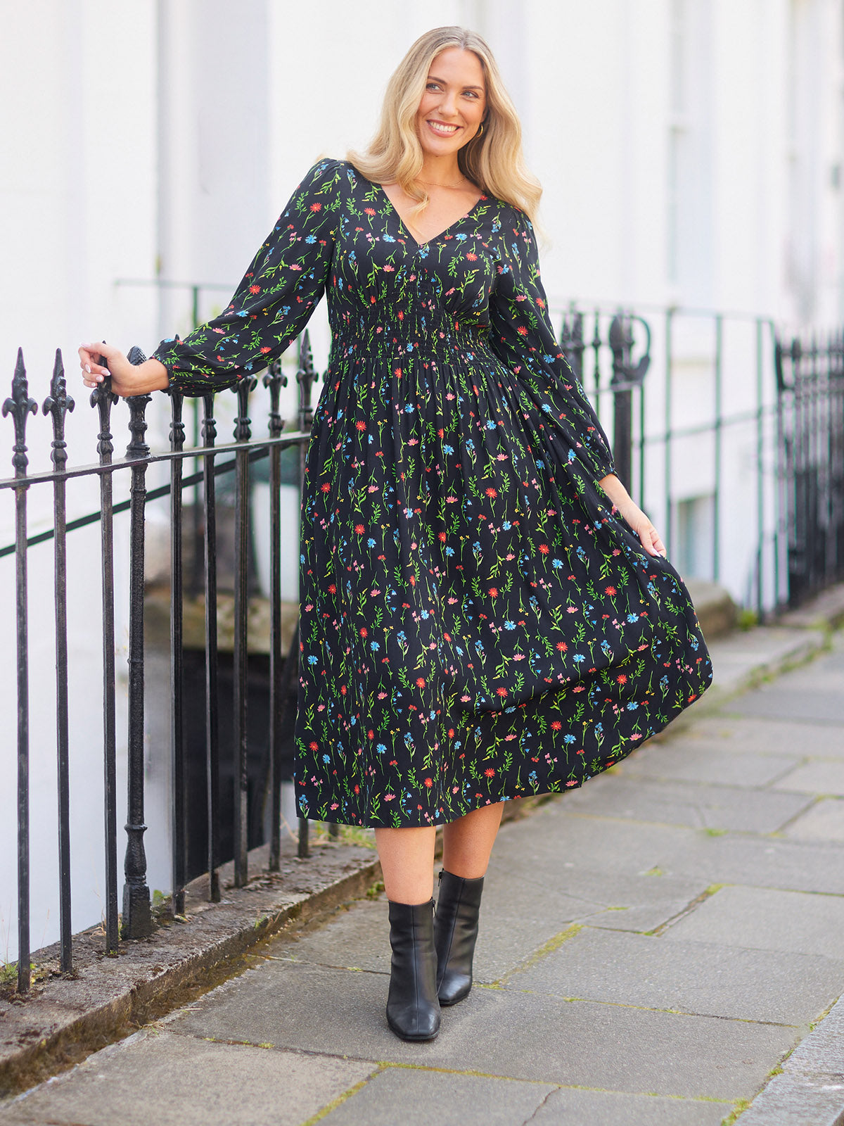 Maddie Dress - Black Floral